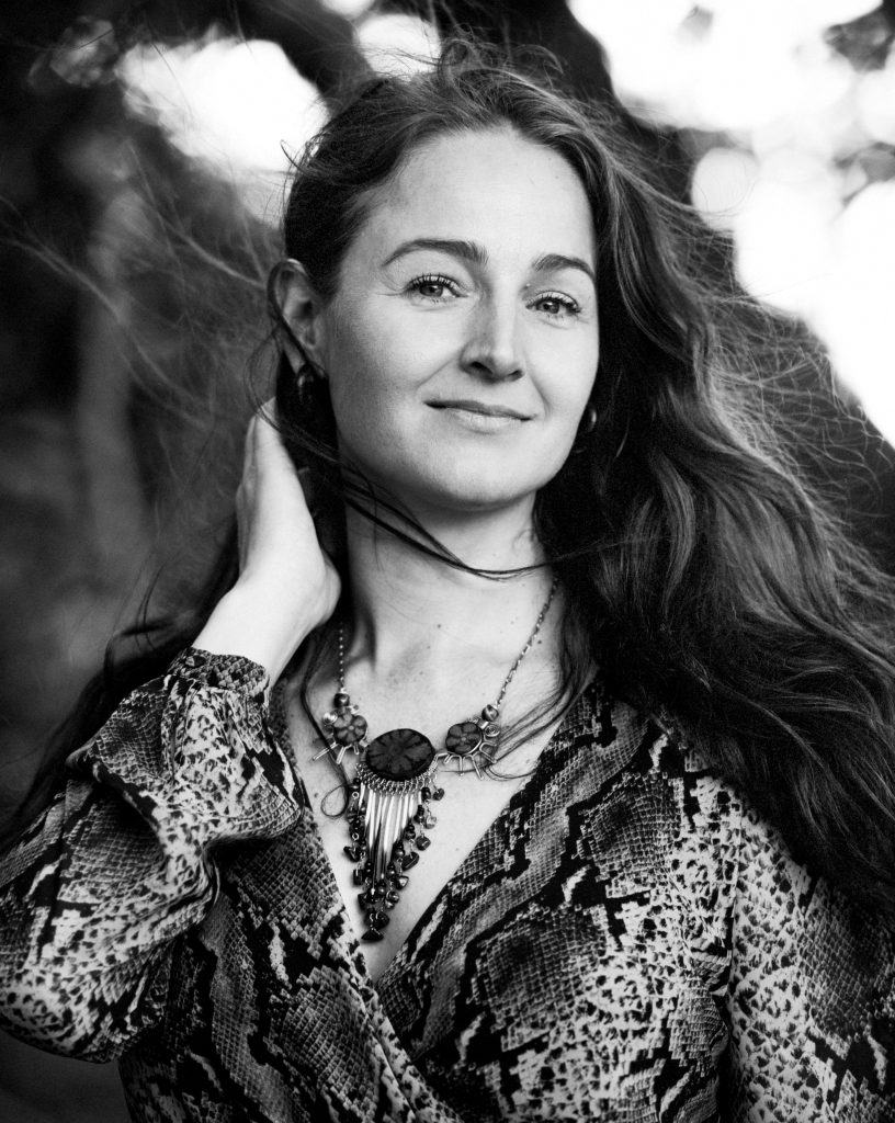 Carolina Casanova featured in VROUW magazine and Telegraaf who published an interview about my experience as a Highly Sensitive Person (HSP).